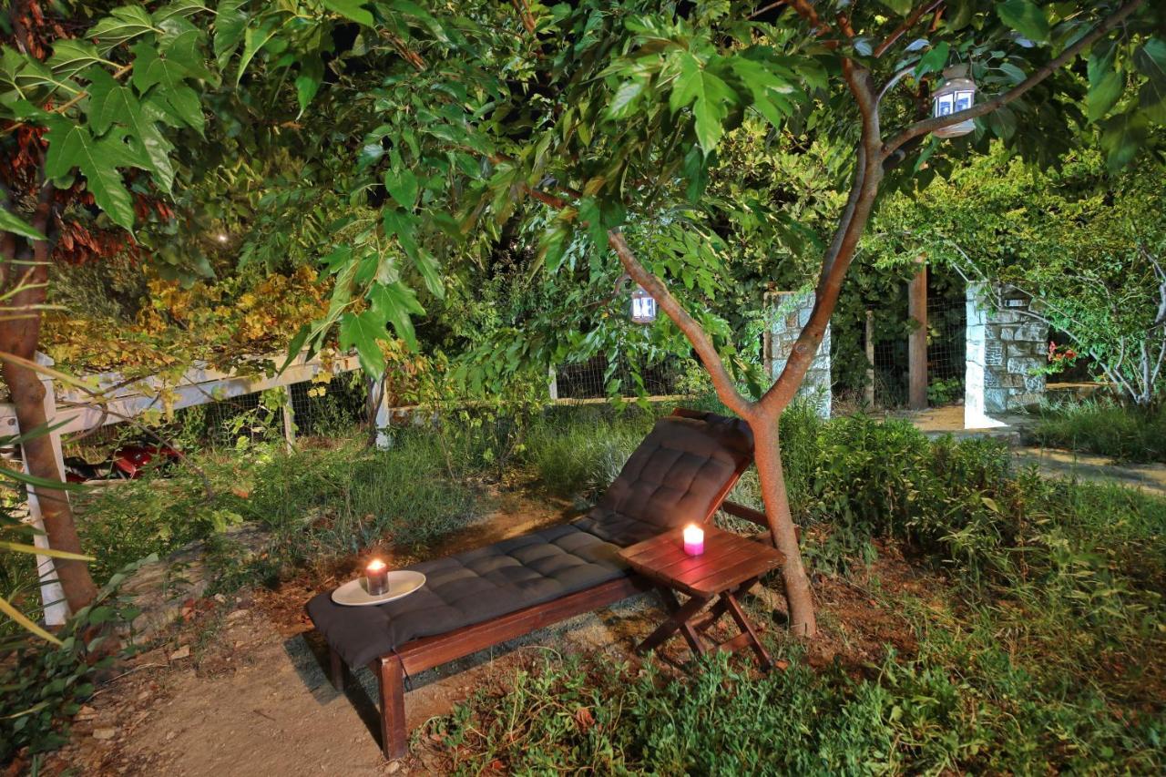 Koromilia Villa 尼欧克利马 外观 照片