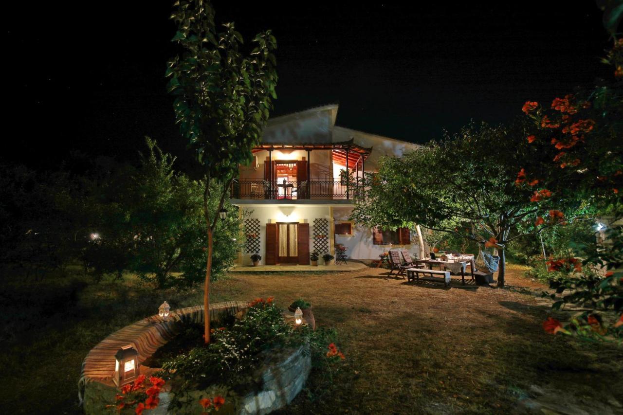 Koromilia Villa 尼欧克利马 外观 照片
