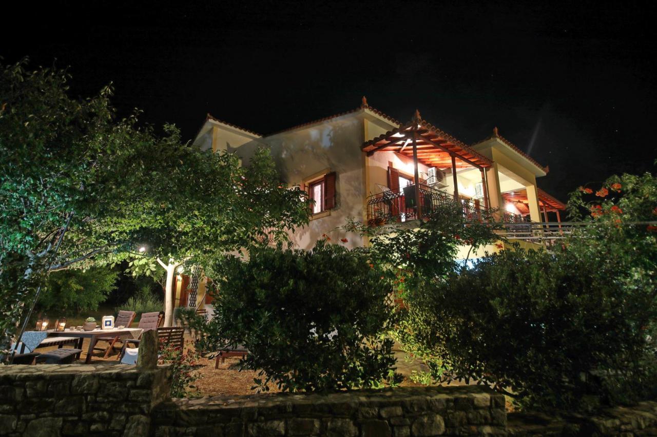 Koromilia Villa 尼欧克利马 外观 照片