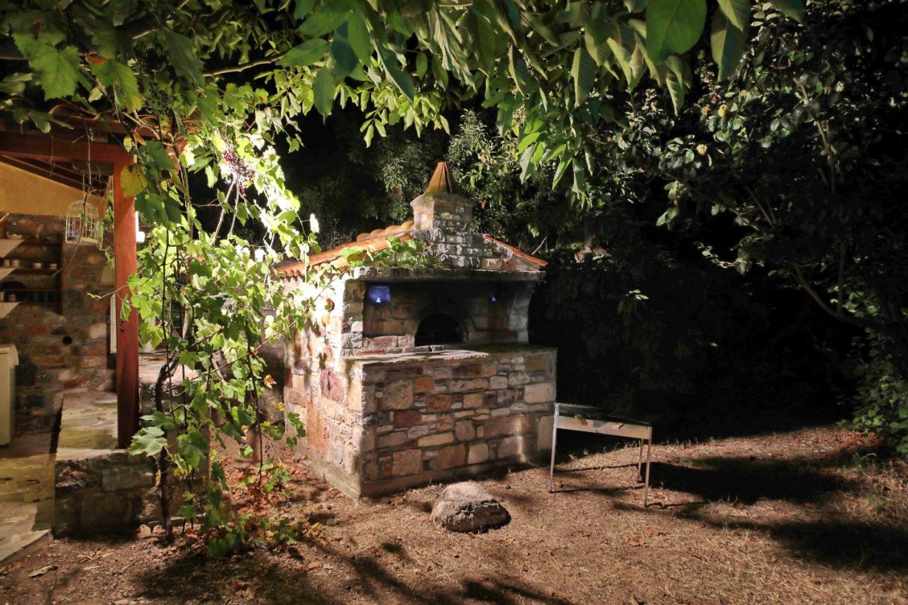 Koromilia Villa 尼欧克利马 外观 照片