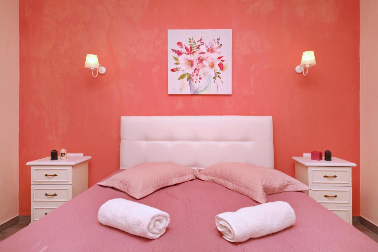 Koromilia Villa 尼欧克利马 外观 照片