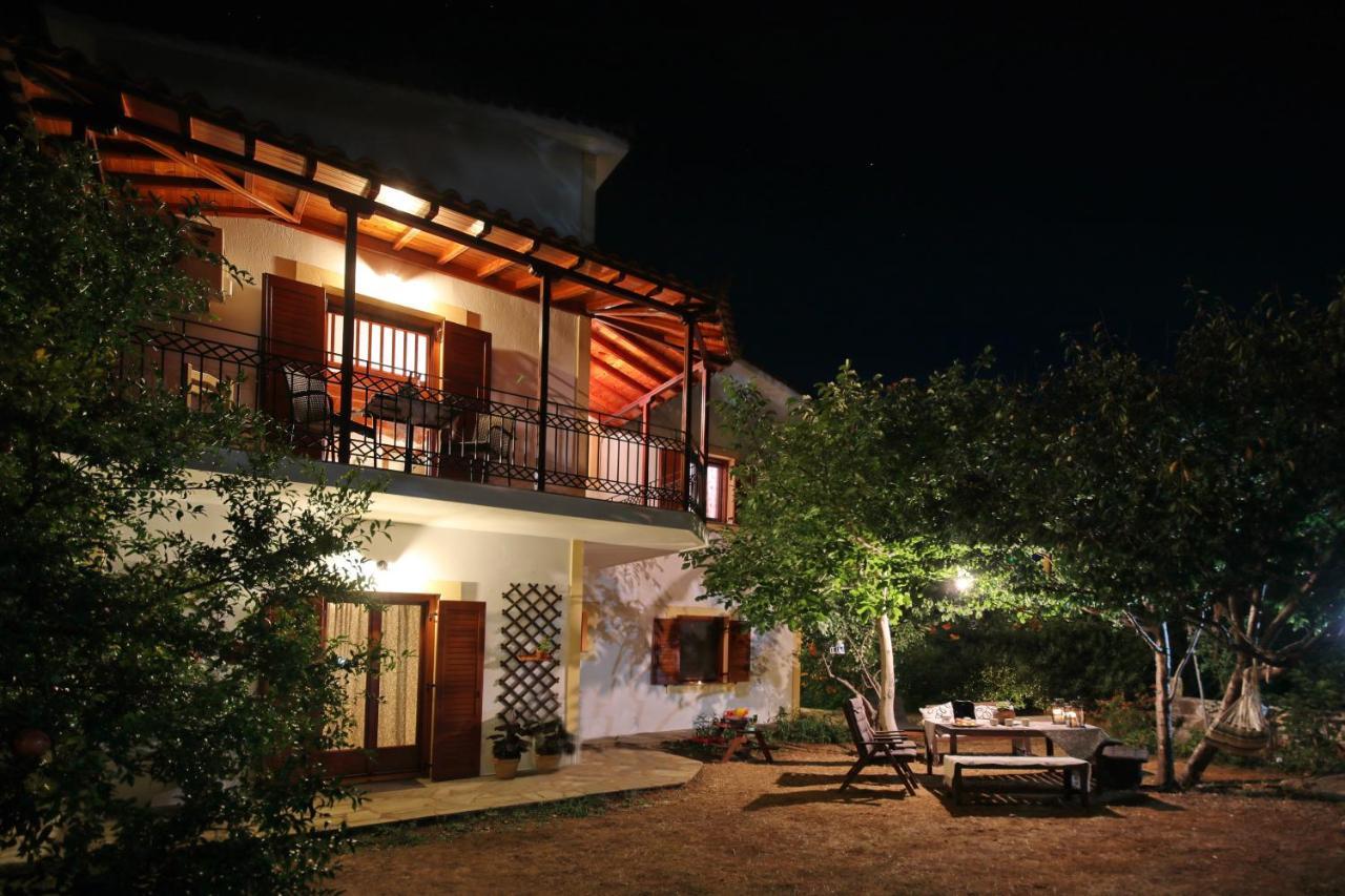 Koromilia Villa 尼欧克利马 外观 照片