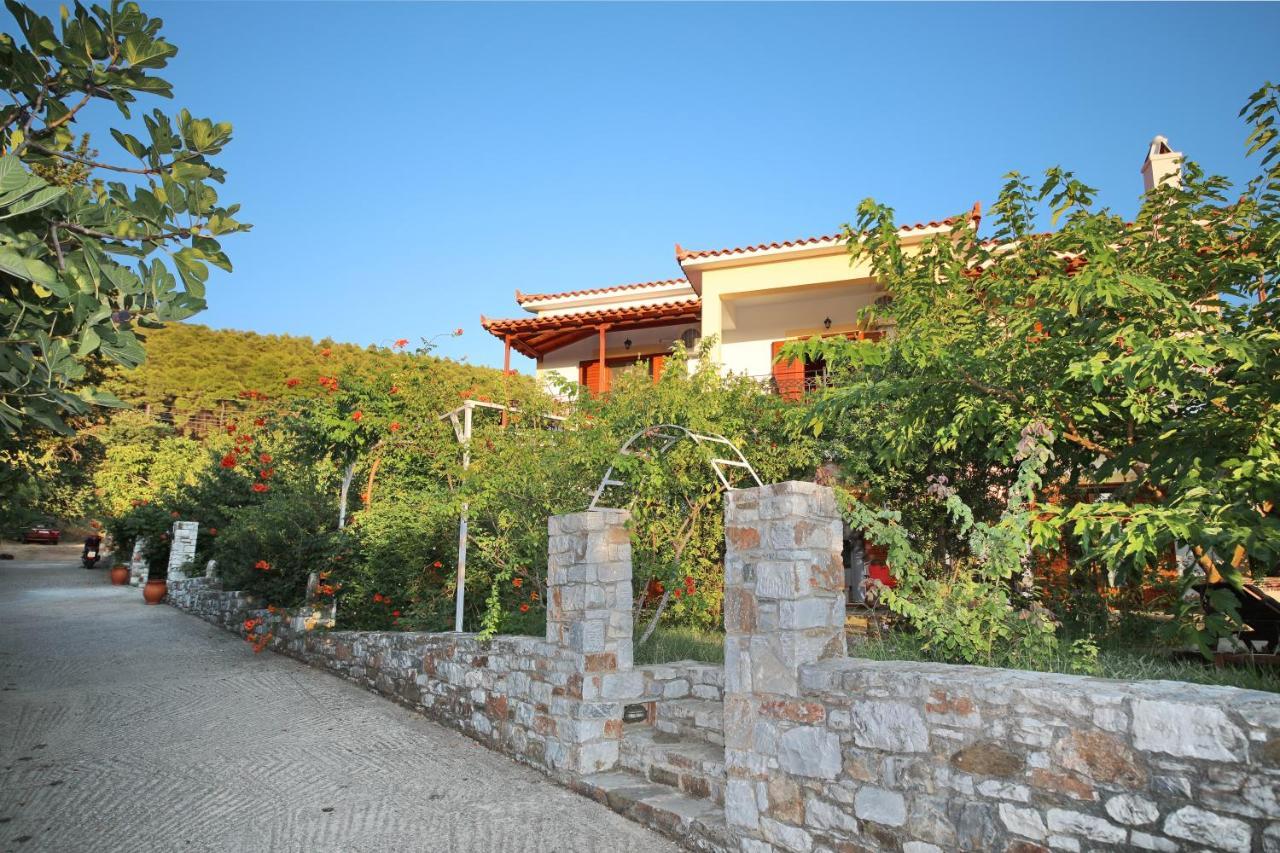 Koromilia Villa 尼欧克利马 外观 照片