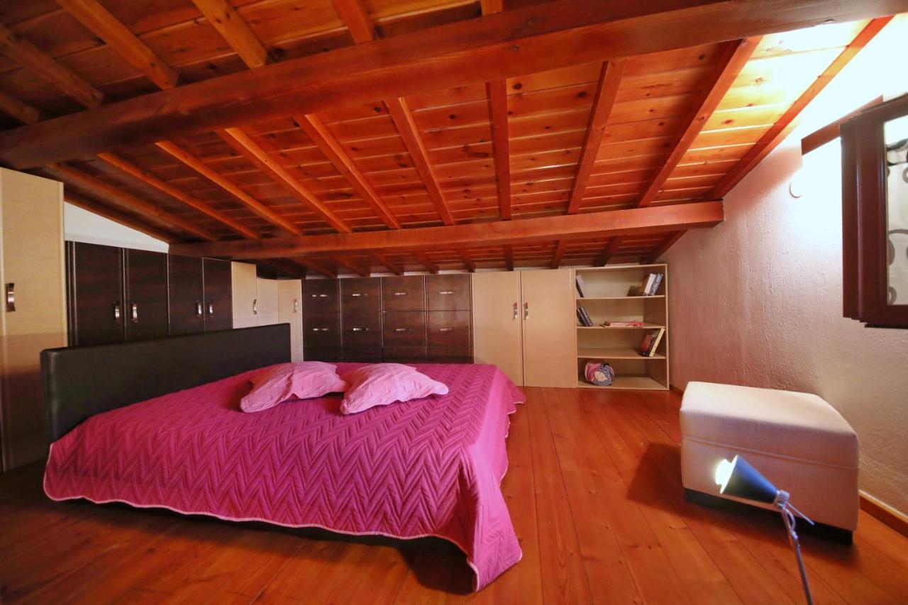 Koromilia Villa 尼欧克利马 外观 照片