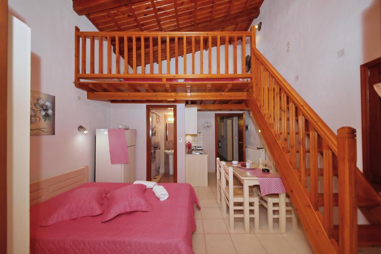 Koromilia Villa 尼欧克利马 外观 照片