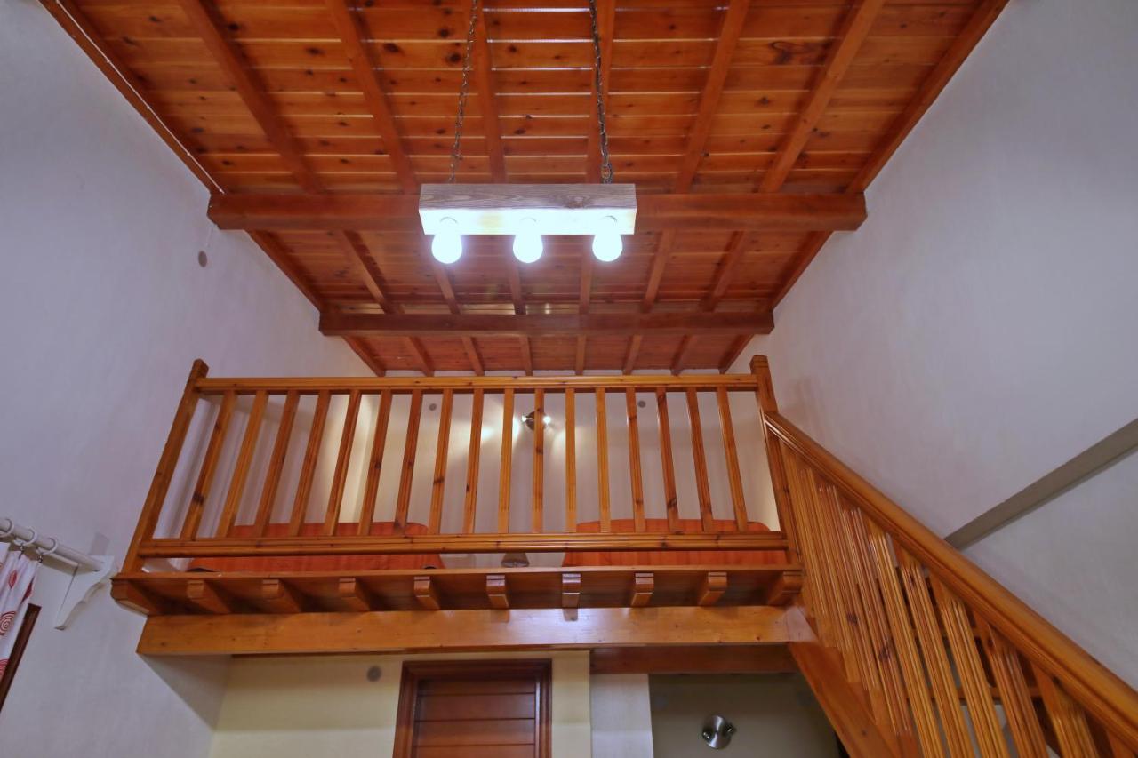 Koromilia Villa 尼欧克利马 外观 照片